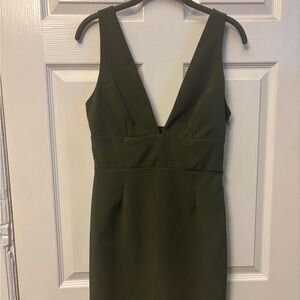 SOLD SOLD SOLD
Lulu's Olive Green Deep V-Neck Midi Dress